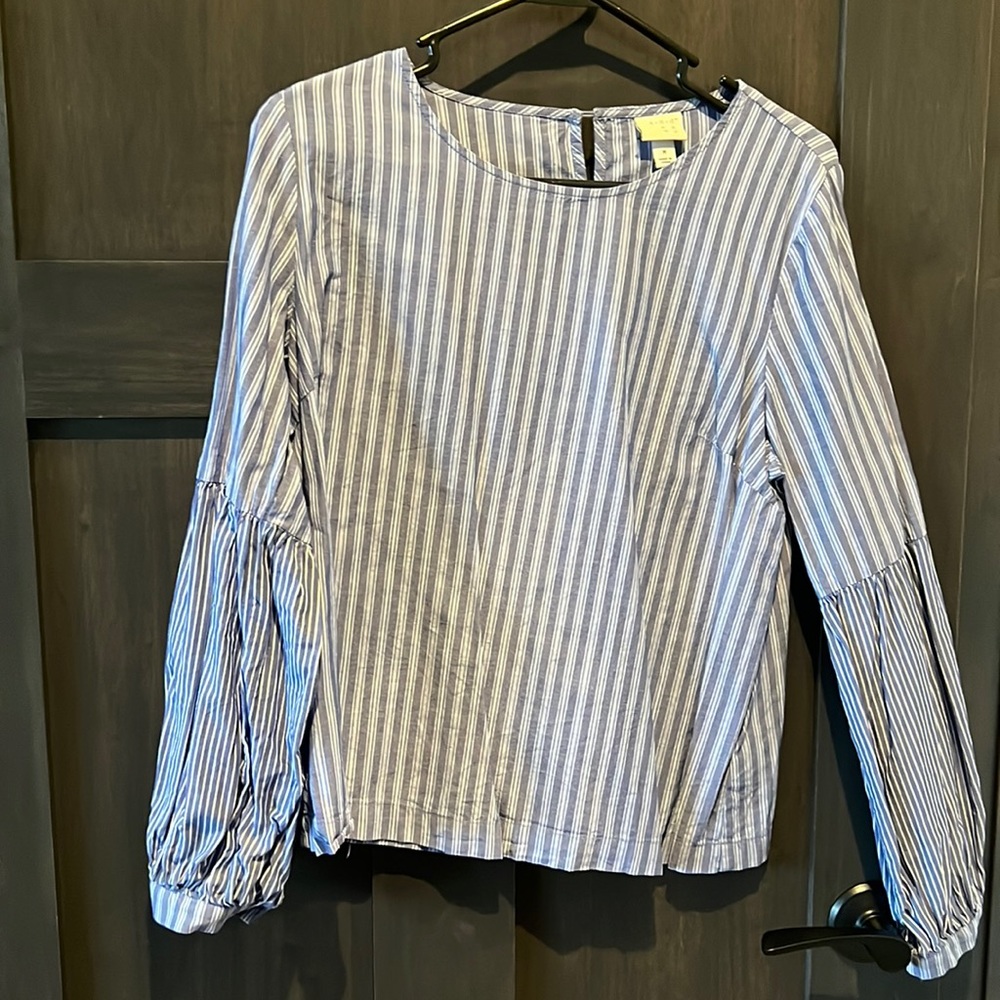 a New Day blue striped top Size Medium